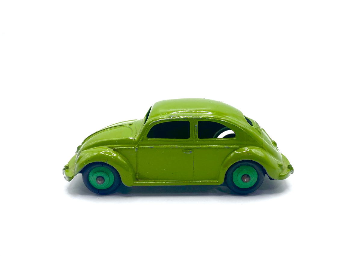 Dinky toys 181, Volkswagen saloon, lime green , original box