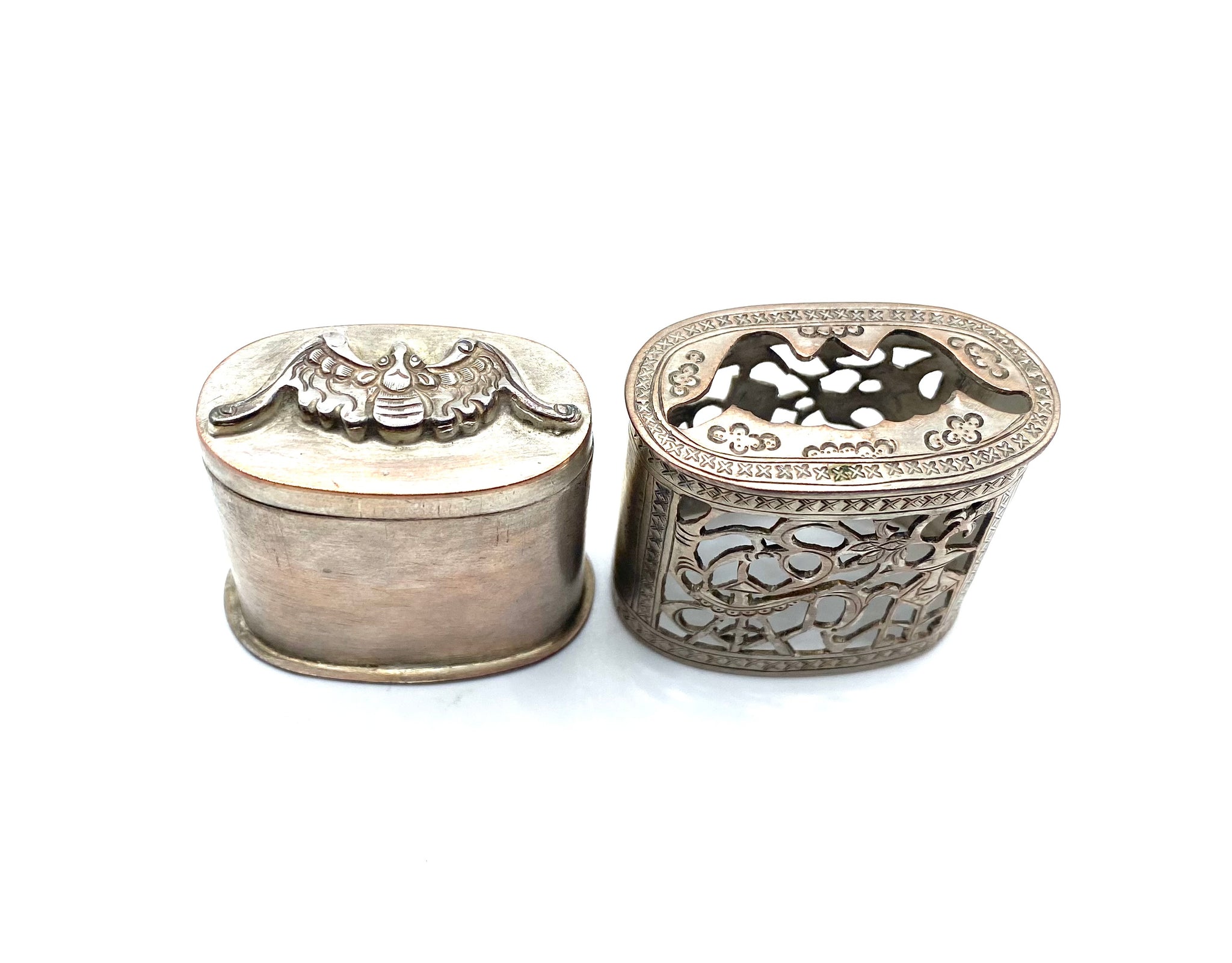 Antique Elegant , hand-crafted, Chinese Silver Snuff Opium