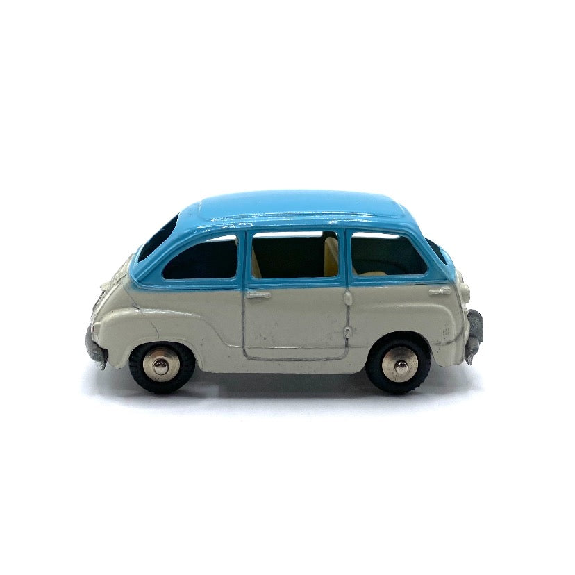 人気のクリスマスアイテムがいっぱい！ Mercury N.19 - FIAT 600 MULTIPLA - – Iapello Arts & Antiques ミニカー