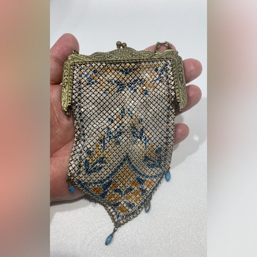 Fabulous enameled mesh bag, made by Mandalian Mfg Co. 1915-1930.