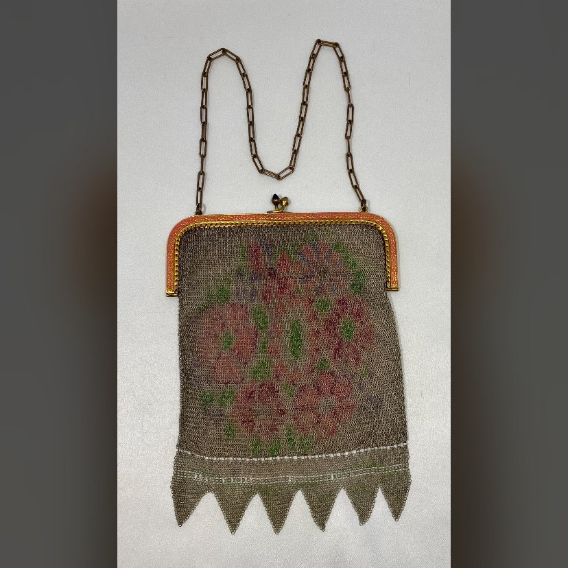 Vintage 1920s German Art Deco mesh purse handbag.
