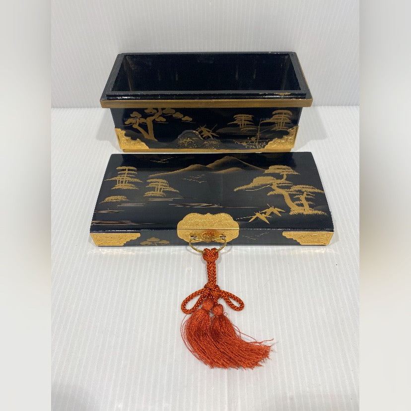 Vintage Japanese Hina Doll Lacquer Chest Box Girls Day Wood Decoration.