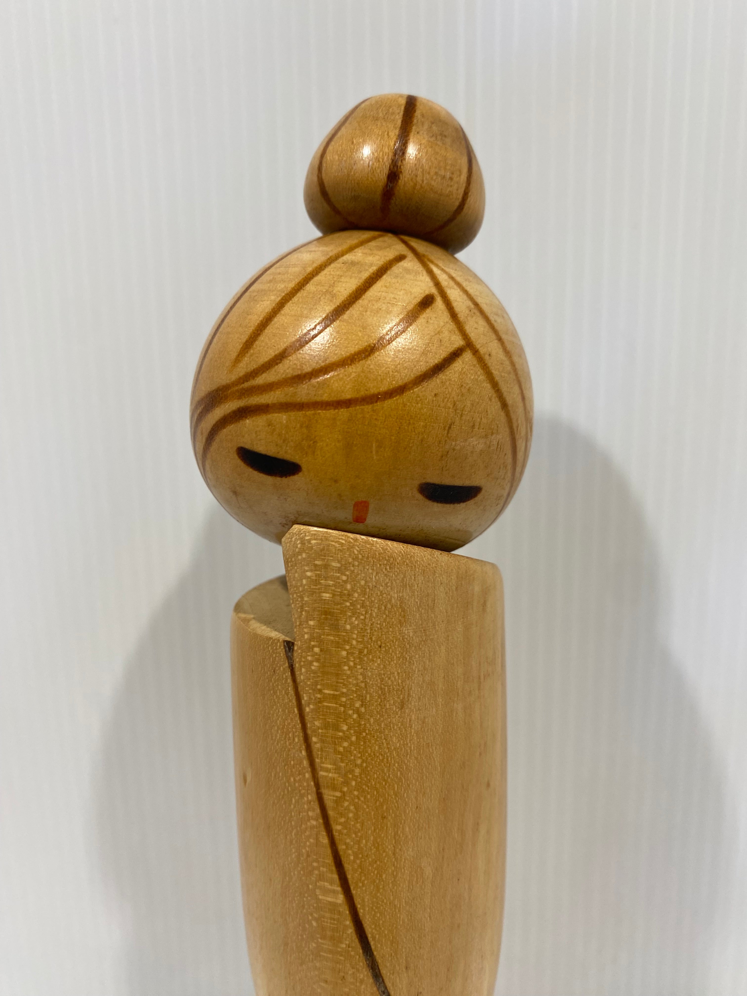 Beautiful Vintage Japanese Kokeshi doll . 1940s  Signed on the bottom by the Kokeshi maker