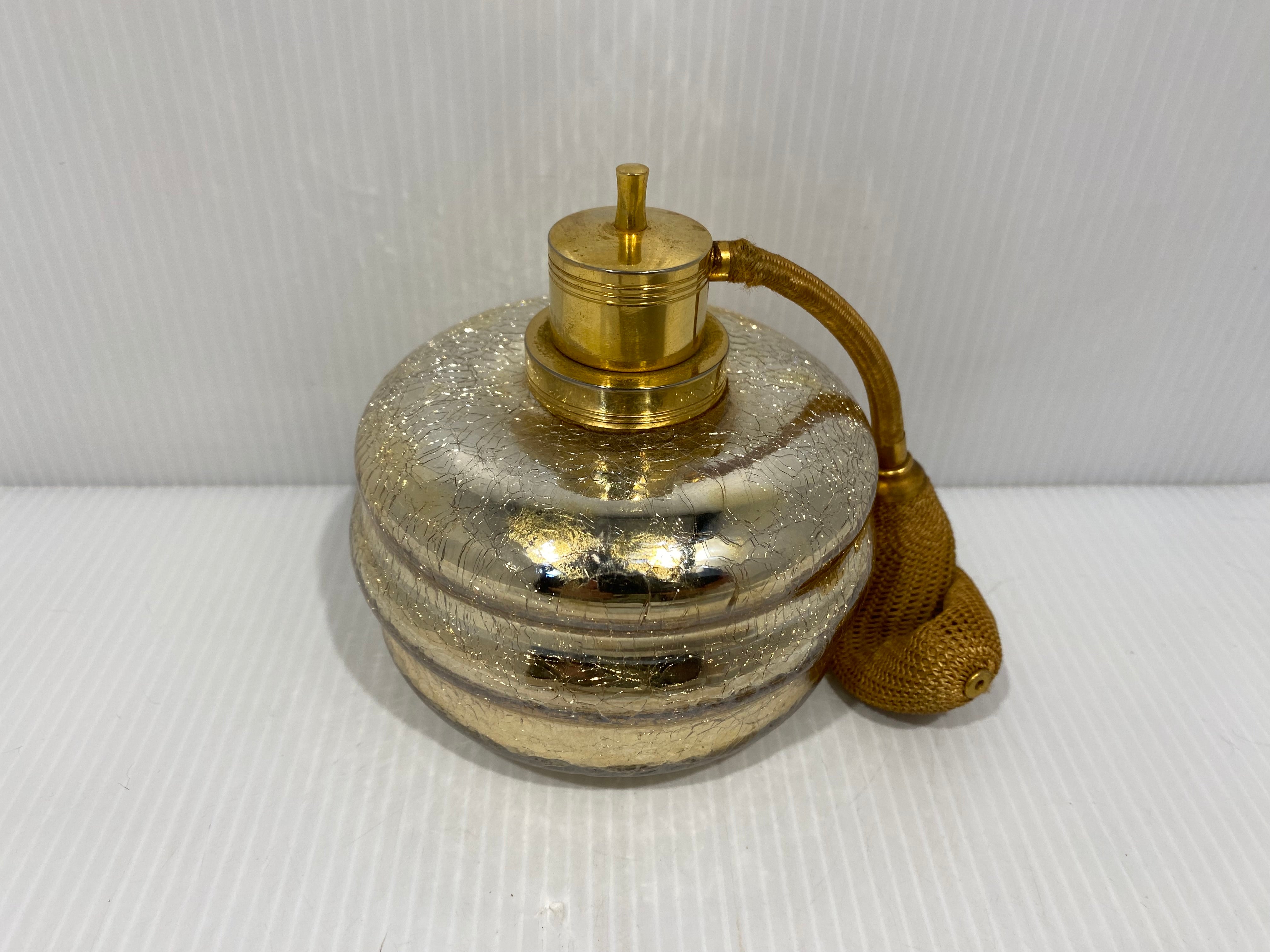 wonderful vintage DeVilbiss perfume atomizer from the 1930s.