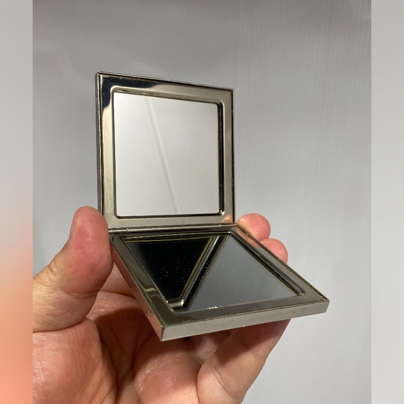 Beautiful Vintage, Folding double mirror compact.