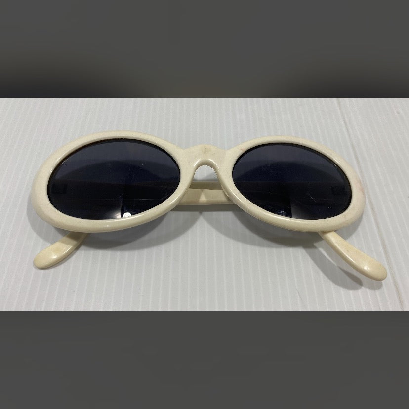 Vintage sunglasses made in italy . No mark