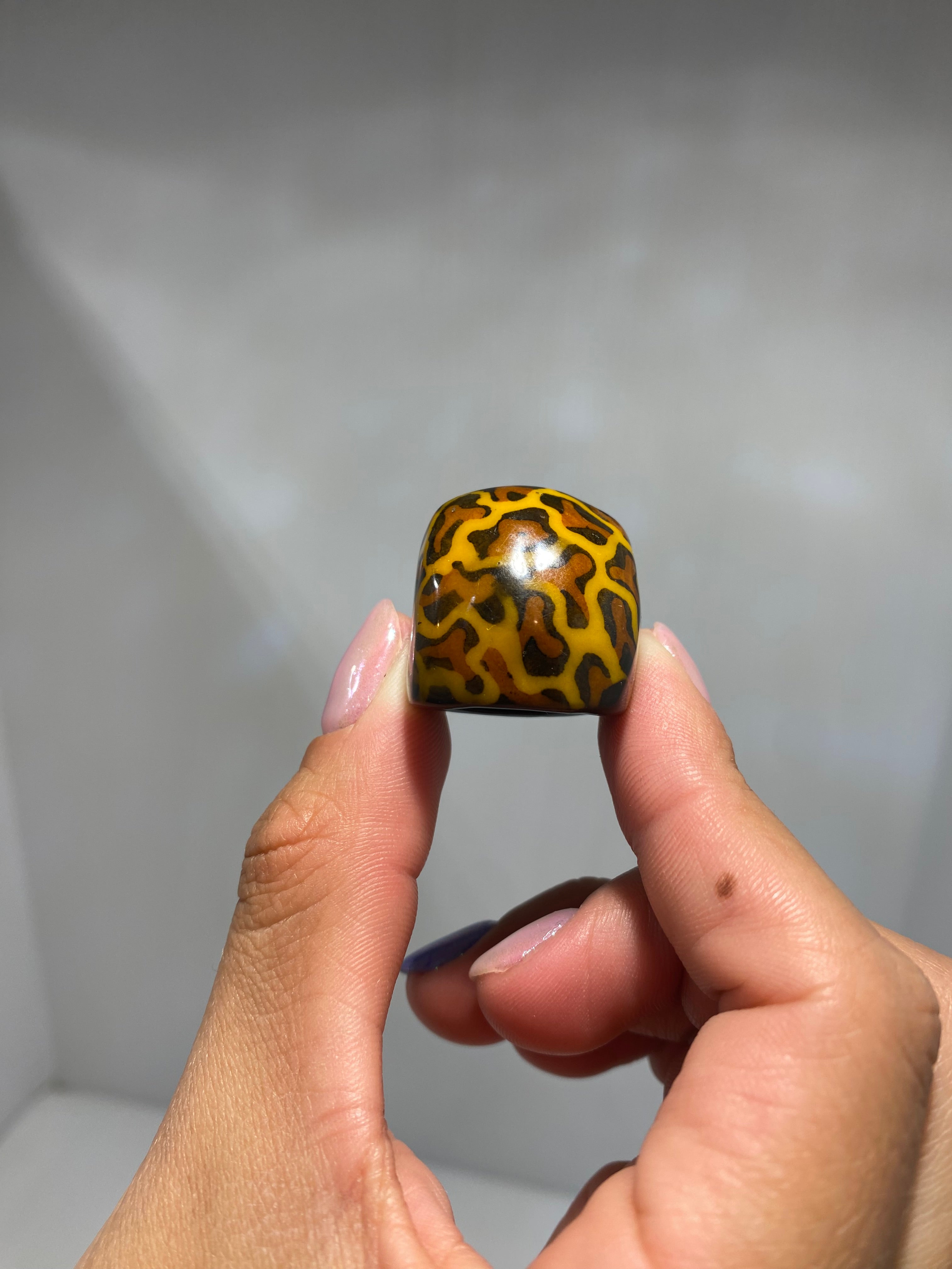 vintage and funny , plastic feline print ring. England 1970s