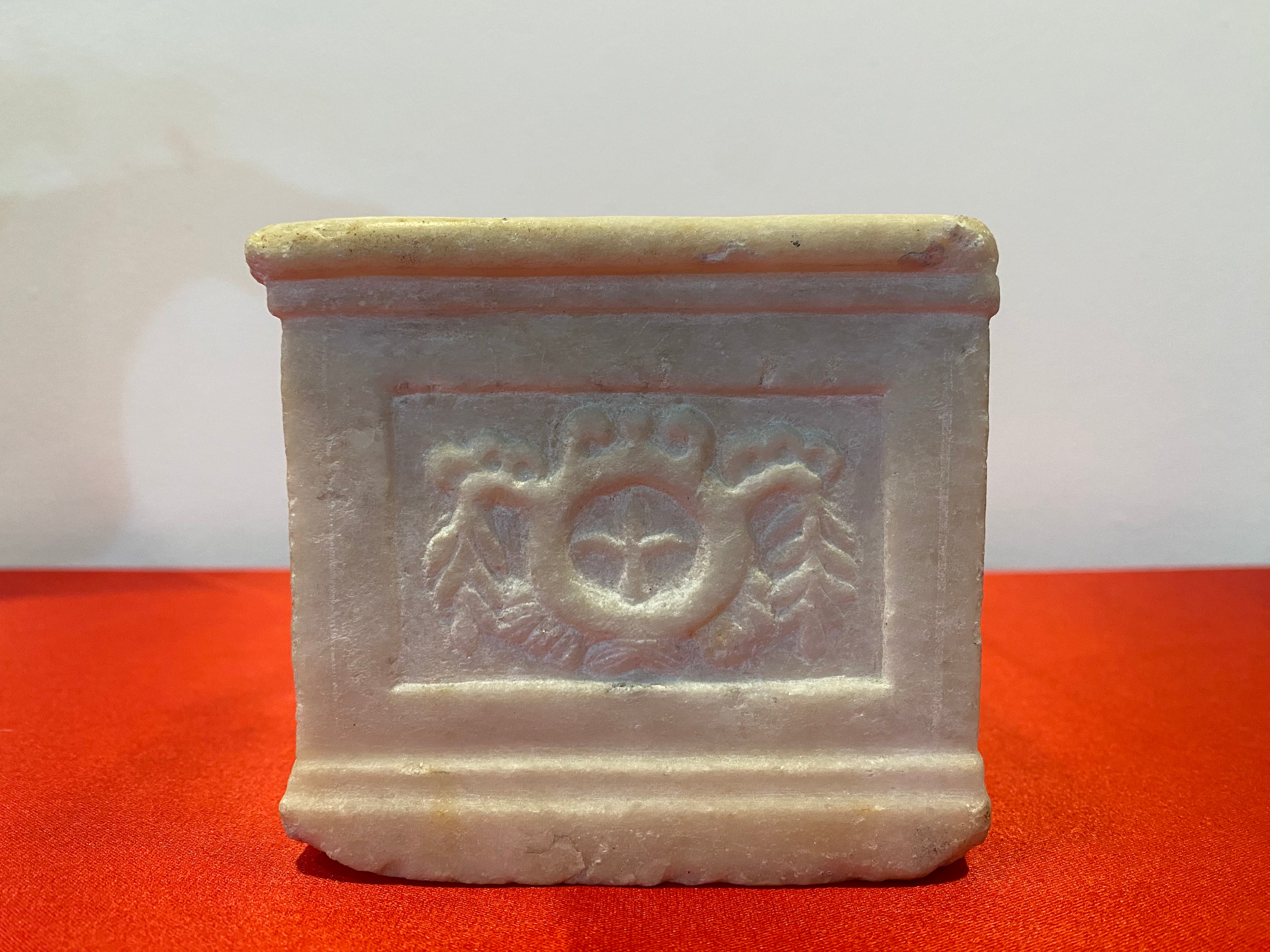 Antique, 17th century , Italian white marble inkwell with coats of arms on all four sides.