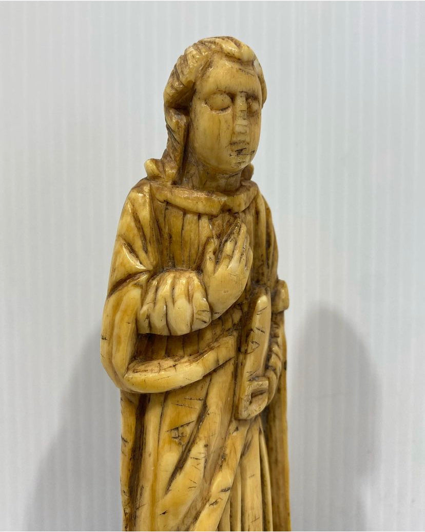 Antique and beautiful, ivory sculpture of Anthony of Padua