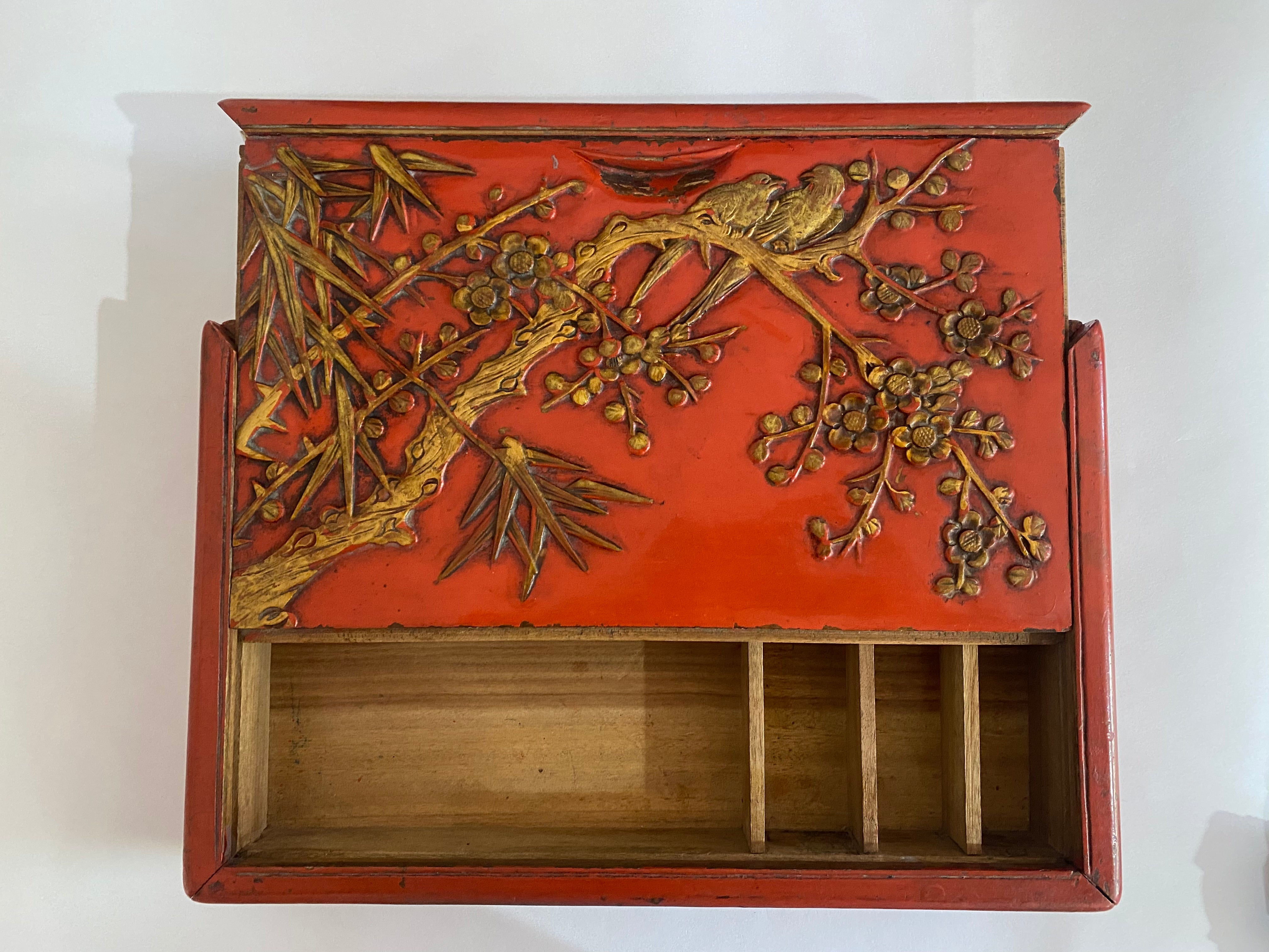 Japanese Beautiful old lacquered and carved wooden suitcase