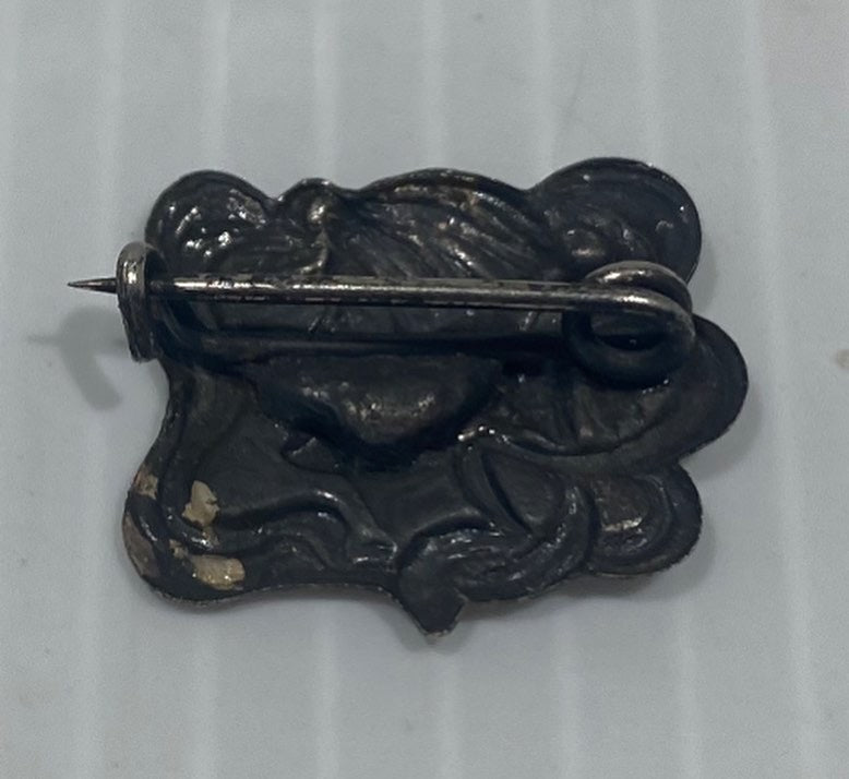Antique Art Nouveau Silver Scatter Pin.