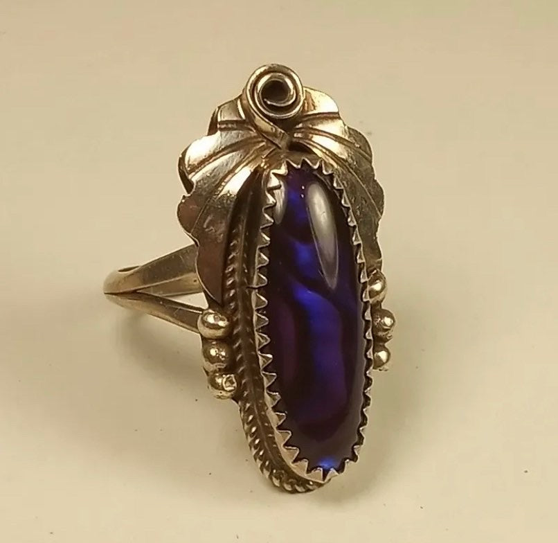 Beautiful vintage Silver Ring ( 1960s ) with amethyst stone.