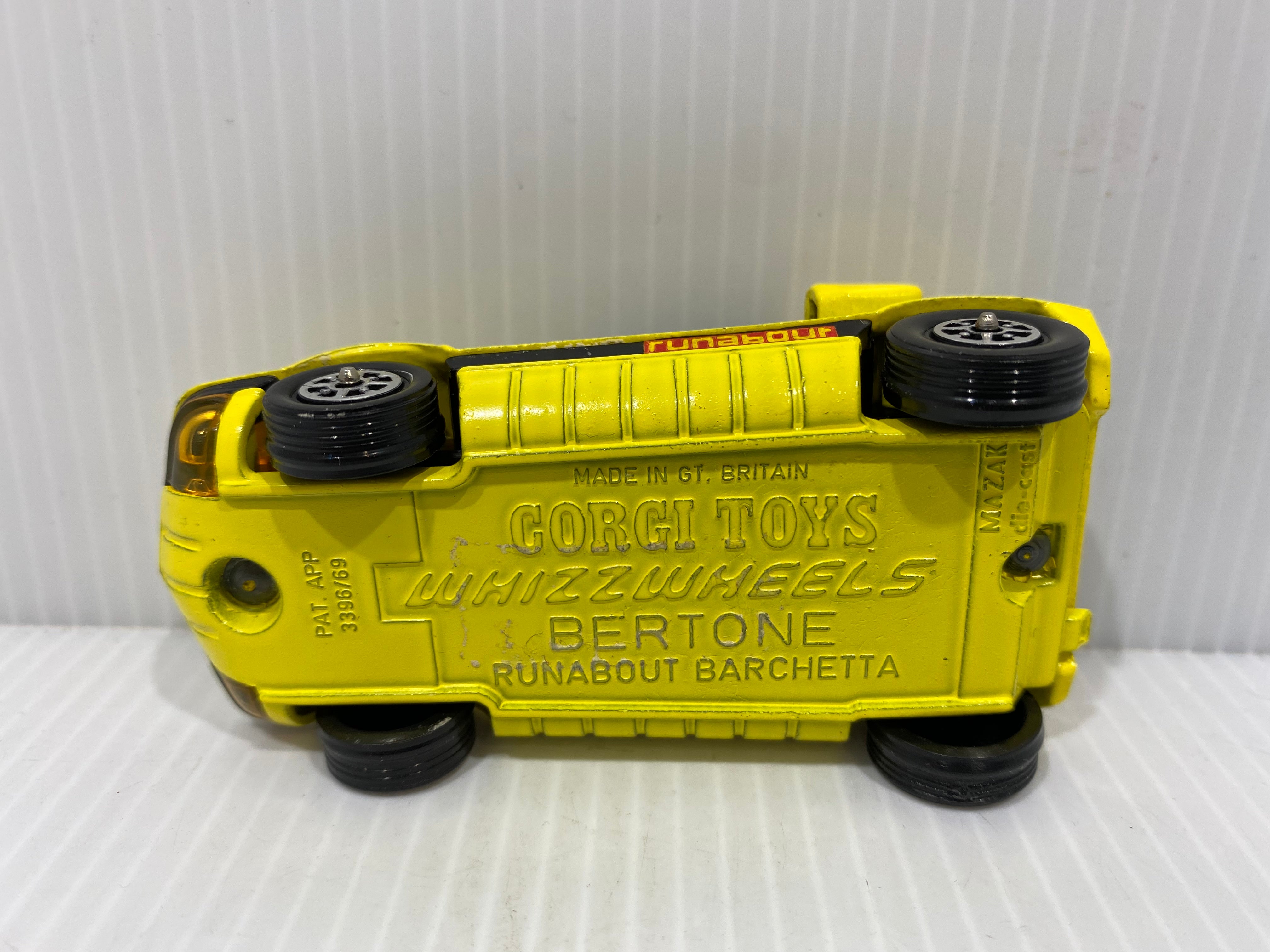 海外最新 Whizzwheels 386 ° n GB Toys Corgi Bertone Barchetta Runabout ロボット