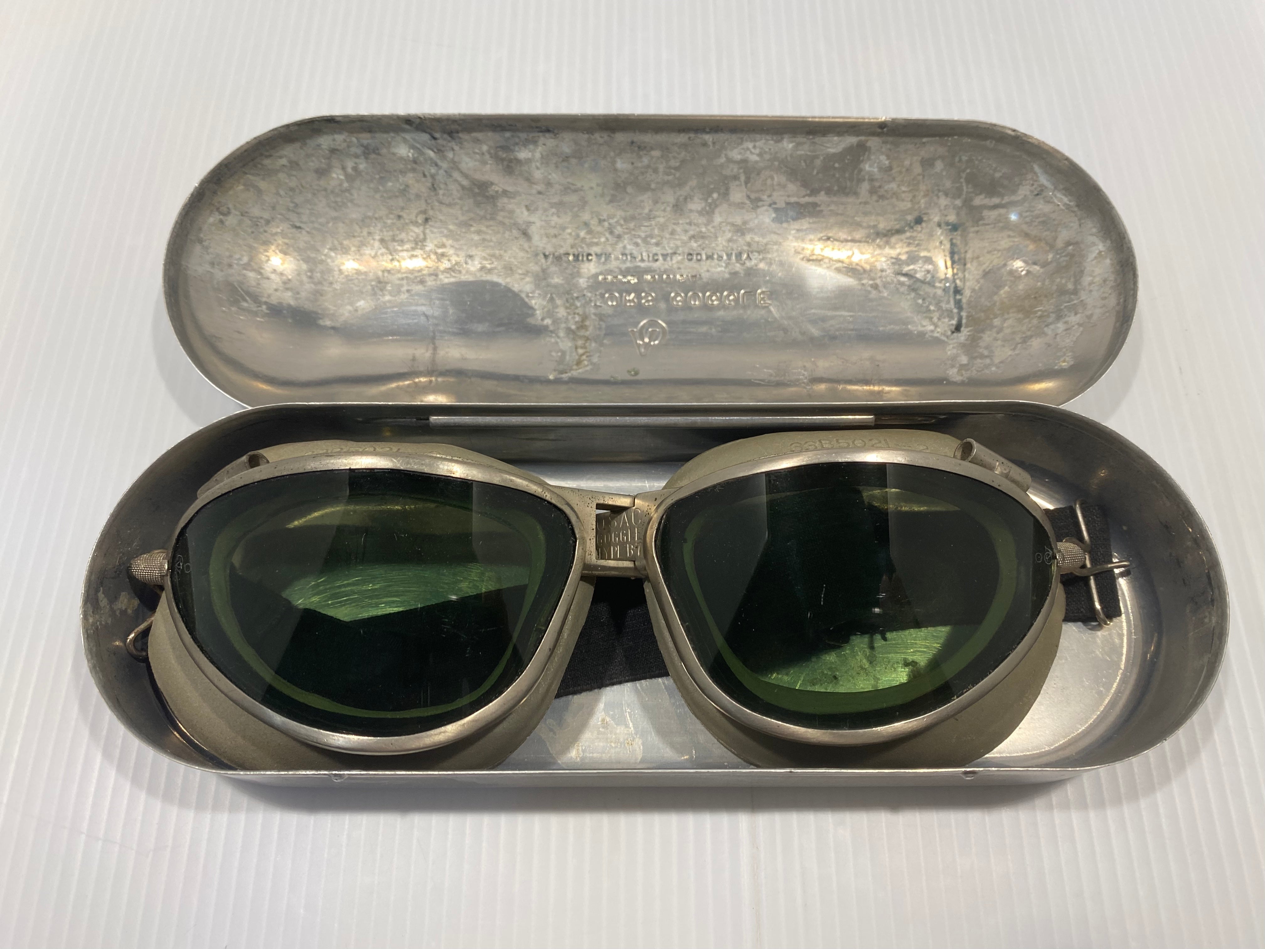American Optical Aviators Goggles in Original Case.  Type B-7  1930s-40s