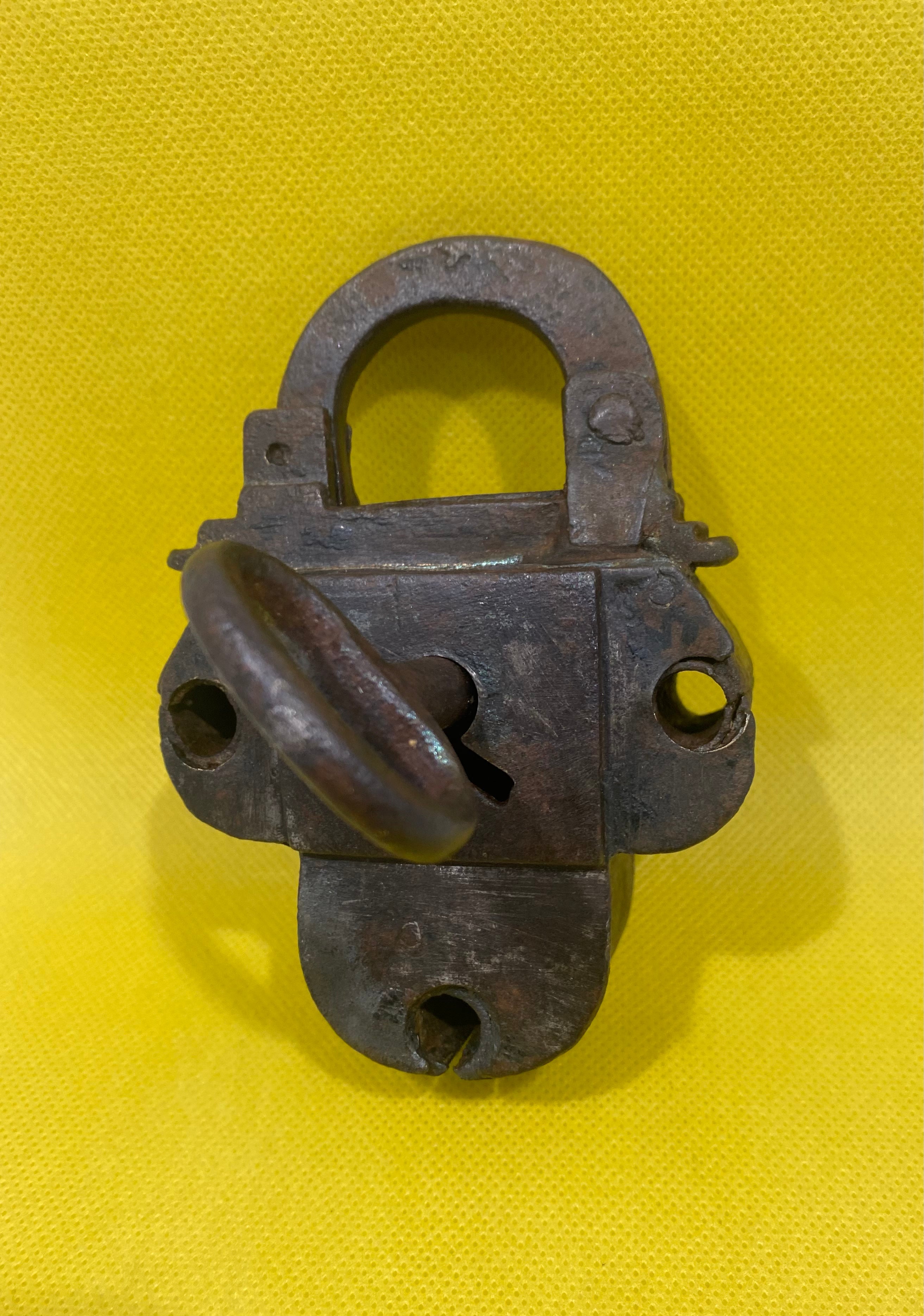 Antique Cloverleaf padlock 17th century