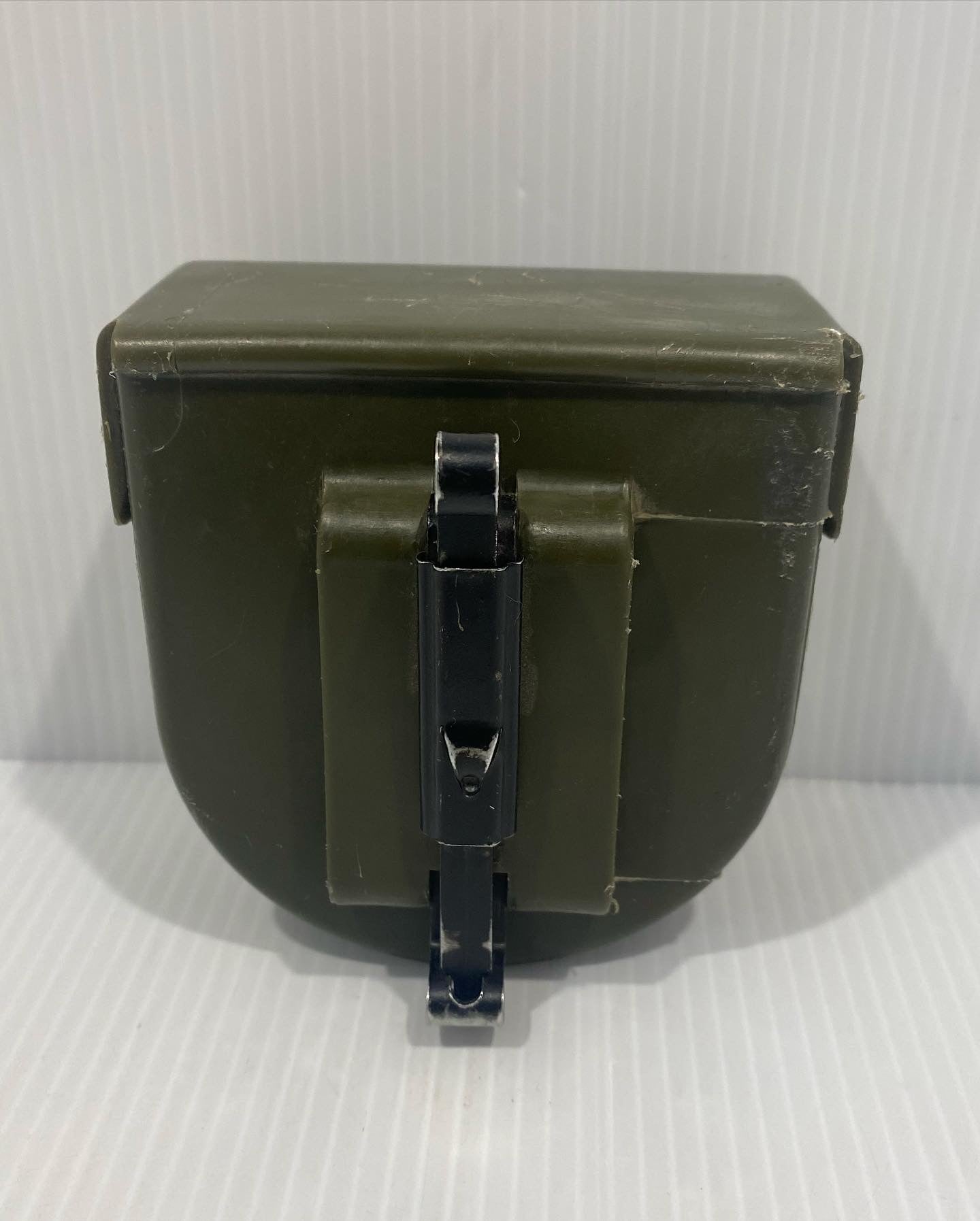 Original U.S. WWII M2 Artillery Compass with plastic Case