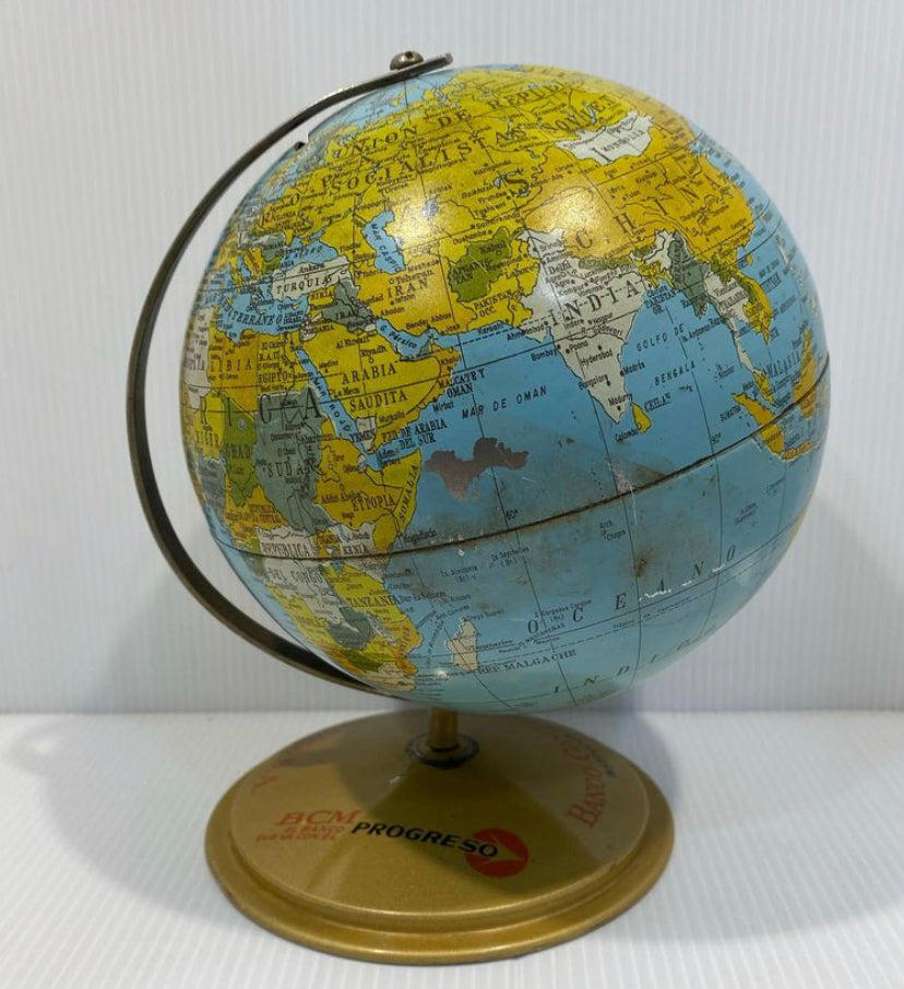 World globe PIGGY BOX