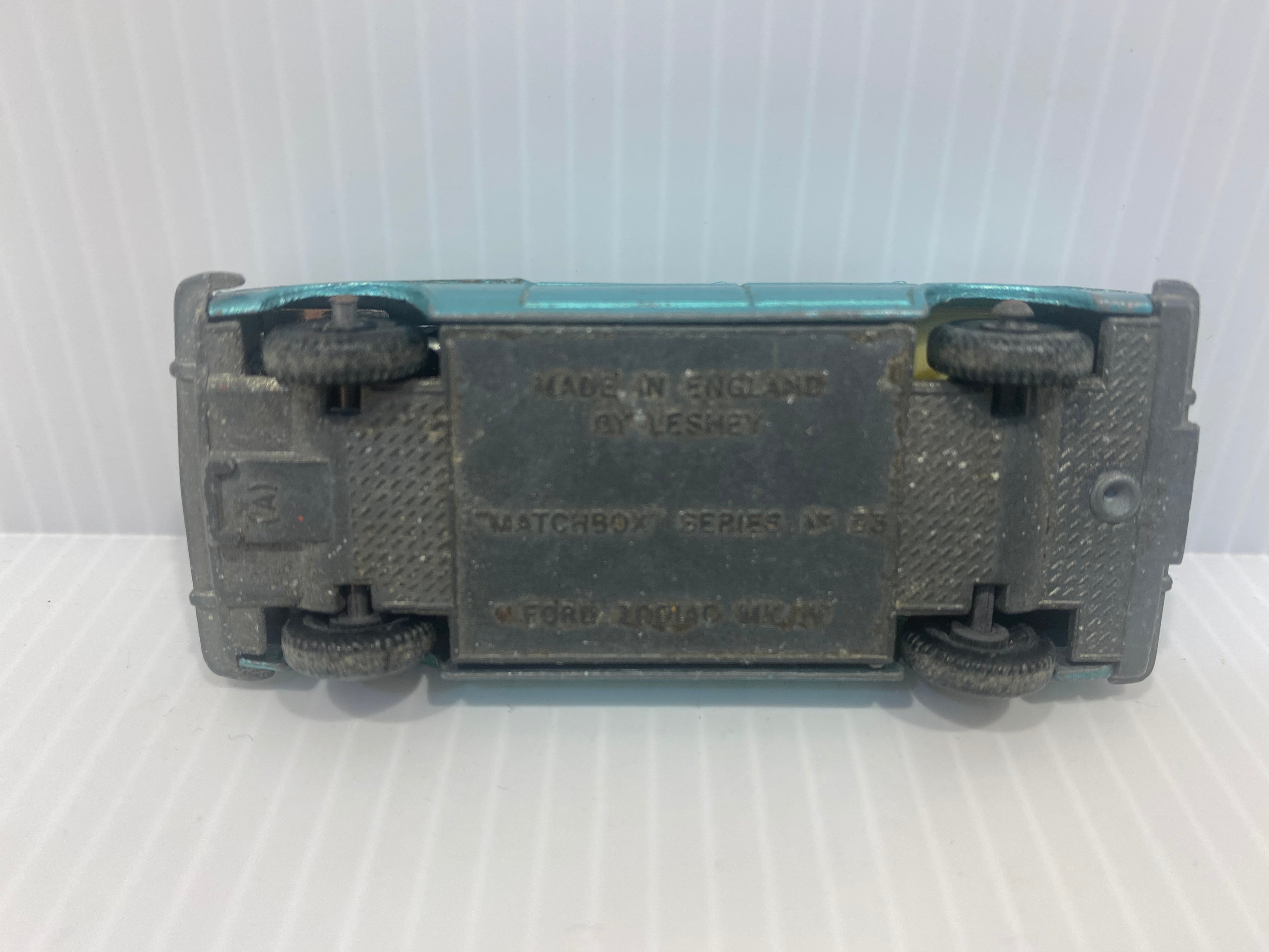 Matchbox Ford Zodiac MK IV  with original box