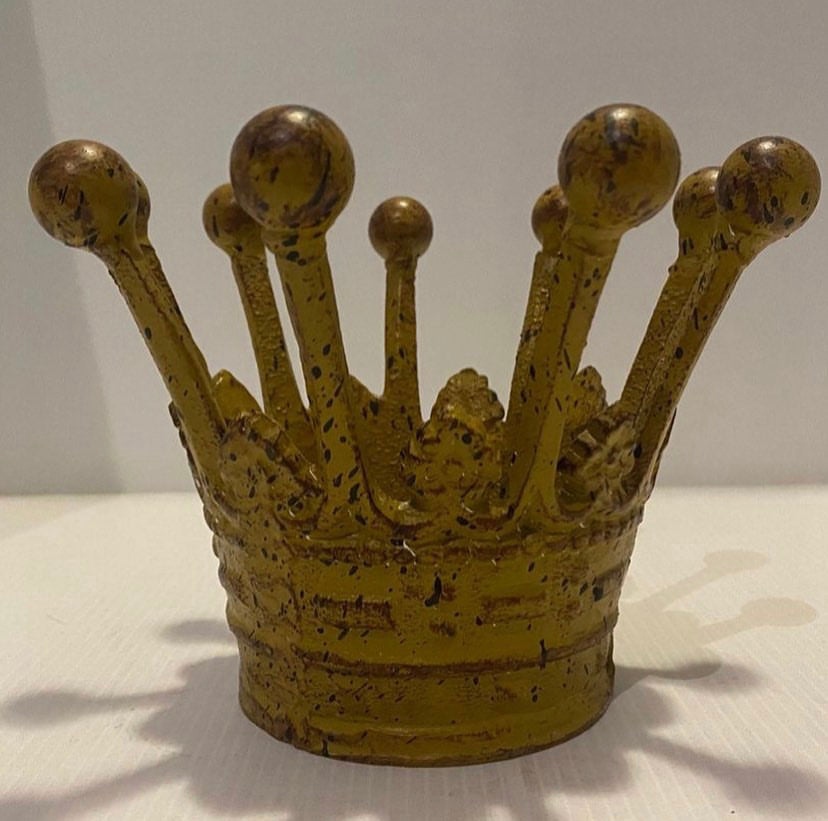 1880 Old cast iron crown