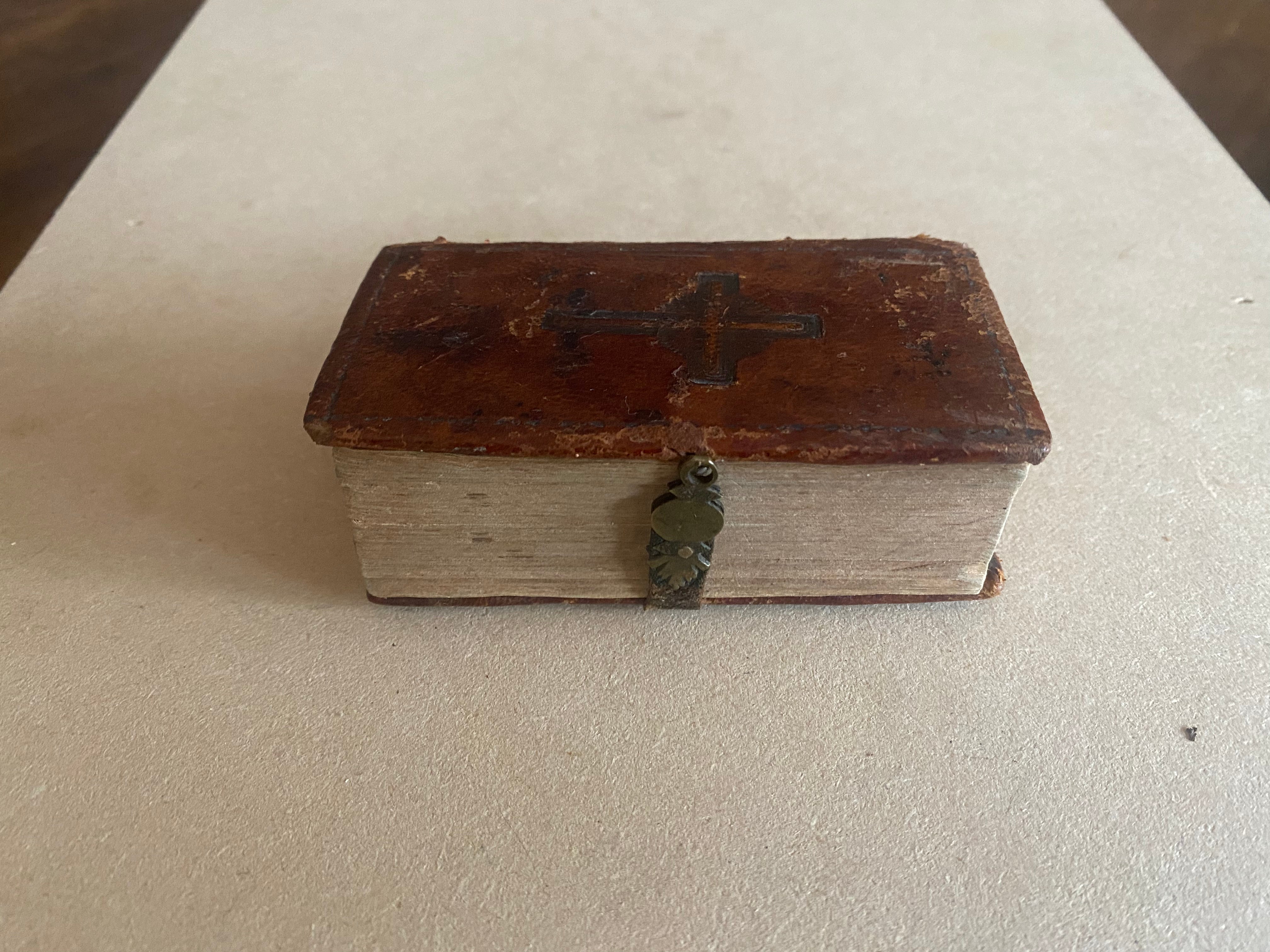 Antique miniature book, Old Testament “ PROPHETAE “ by Apud Bernard Gualteri 1632 Colonia Agrippina ( Cologne, Germany ).