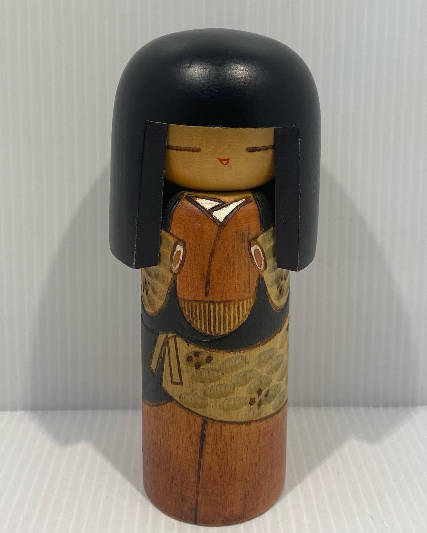 Beautiful Vintage Japanese Kokeshi doll . 1960s