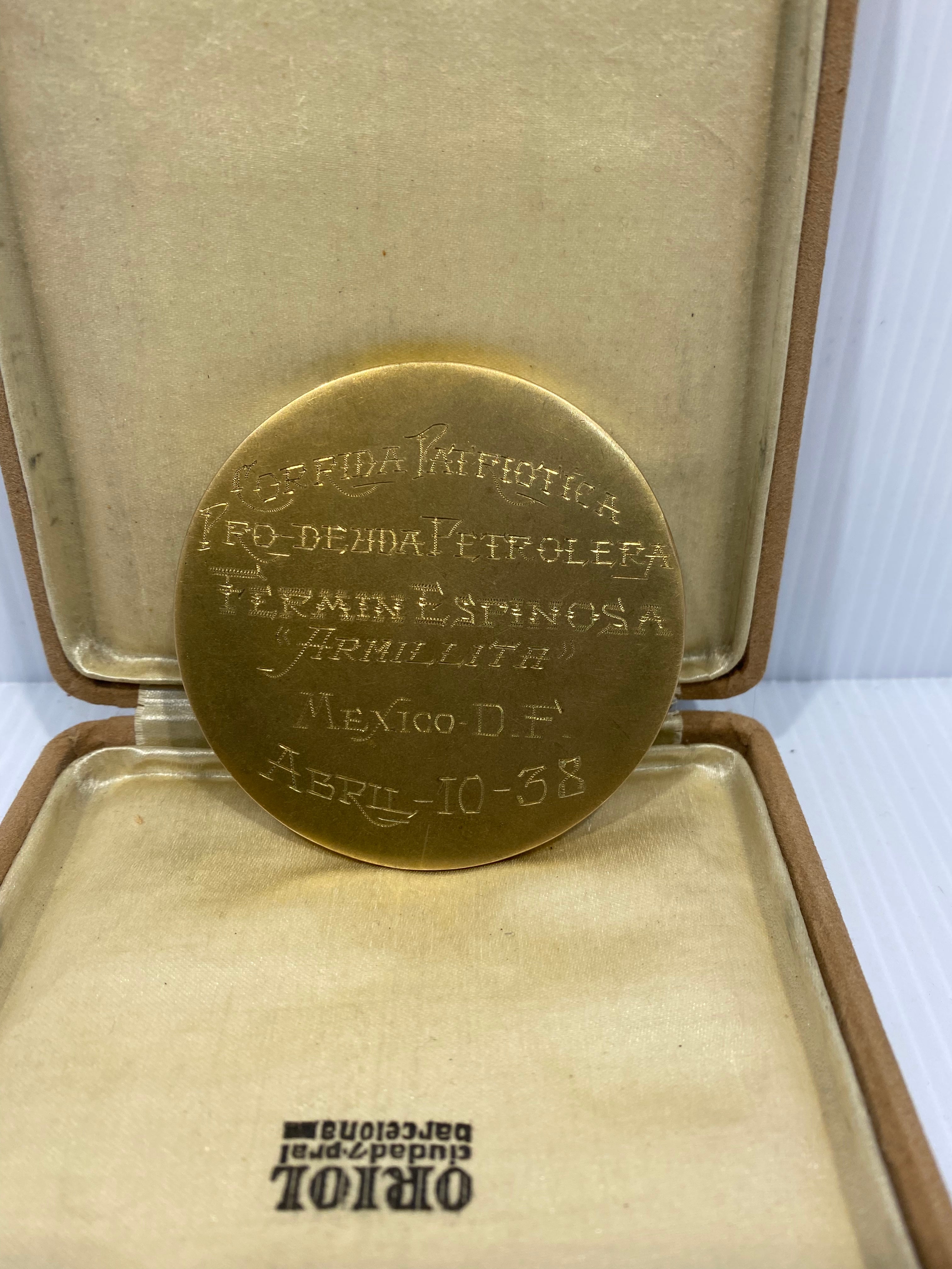 Historic Mexican oil expropriation medal 1938