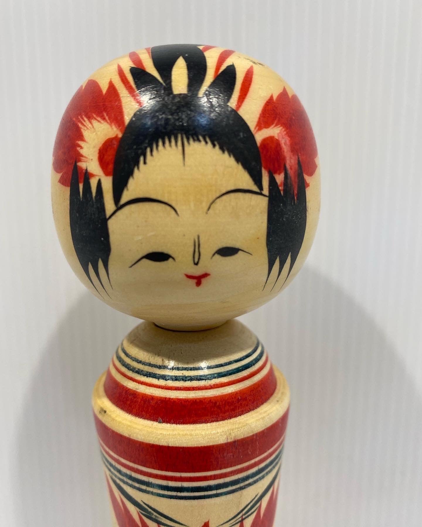 Beautiful antique Japanese Sakunami Kokeshi Doll - Signed on base