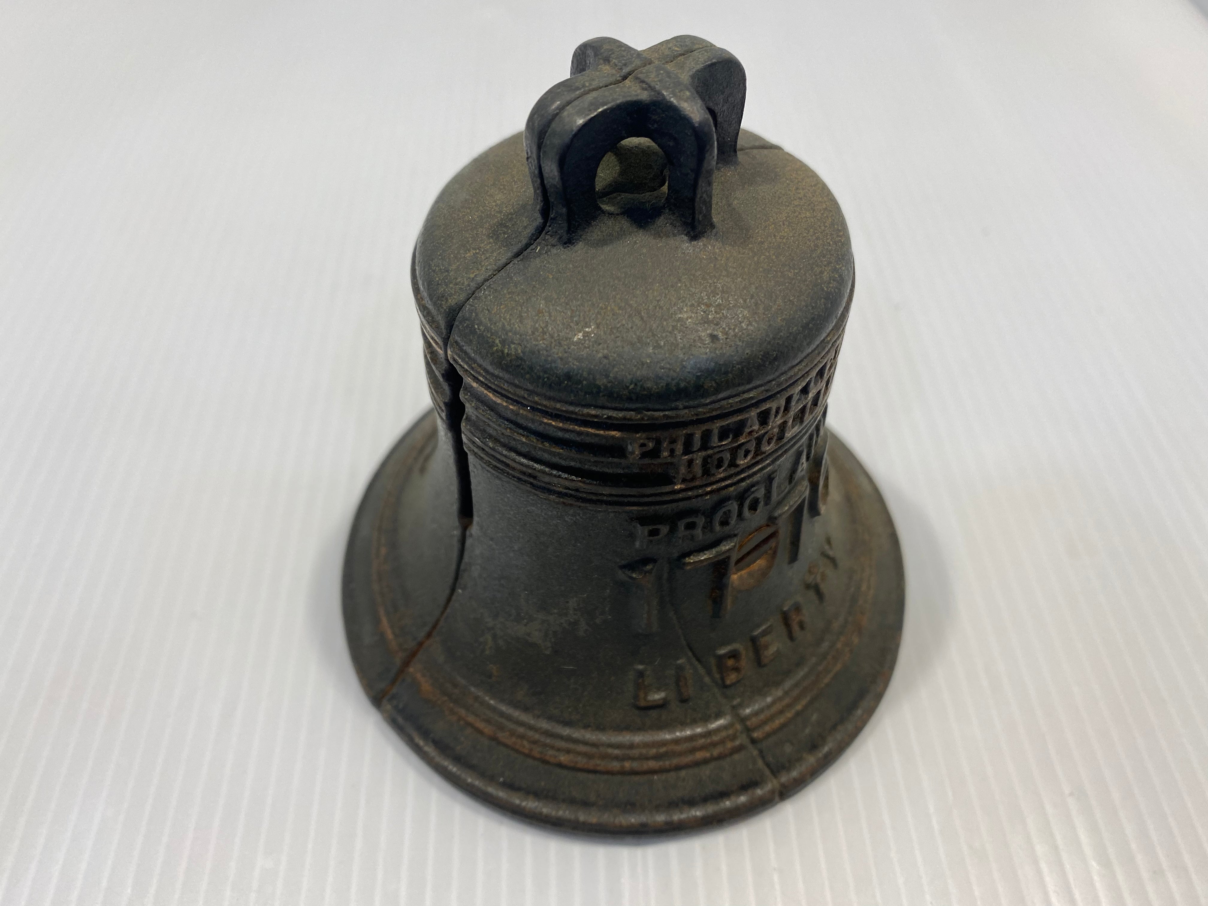Liberty Bell Souvenir Bank Sesquicentennial 1776-1926