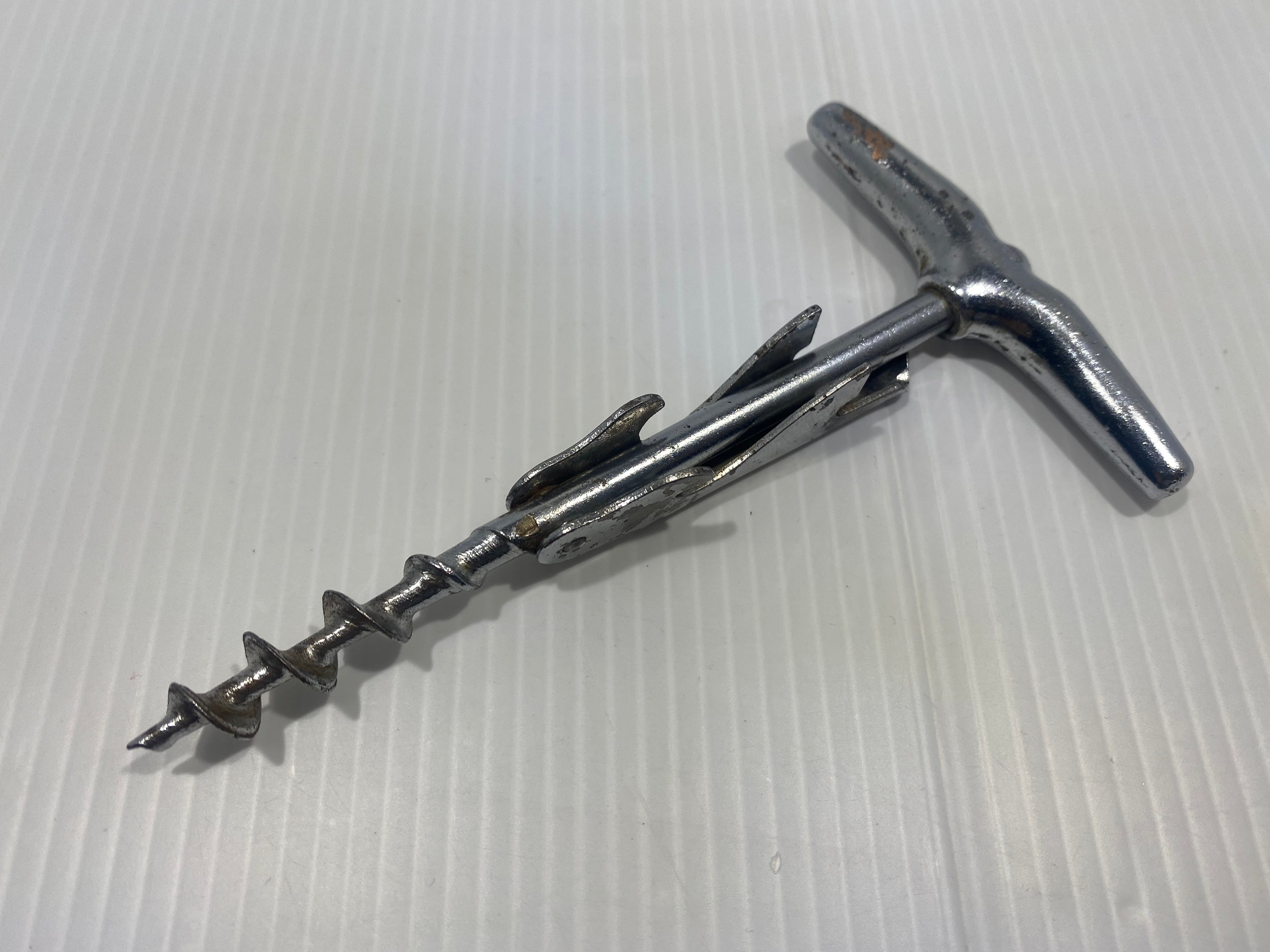 Italian finger pull corkscrew 1950s