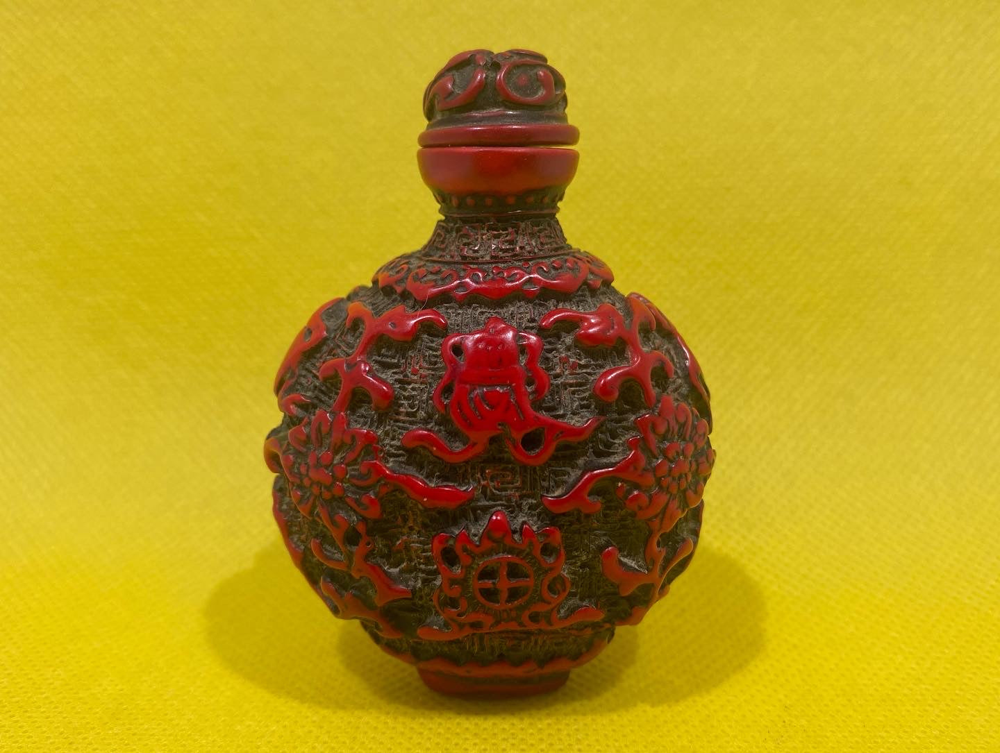 Antique Chinese Cinnabar lacquer snuff bottle, carved with Buddha Symb –  Iapello Arts & Antiques